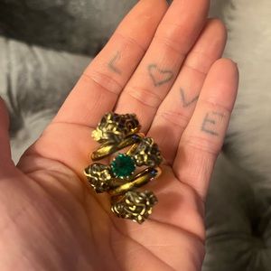 Gucci ring. Think it’s a side 7-8.